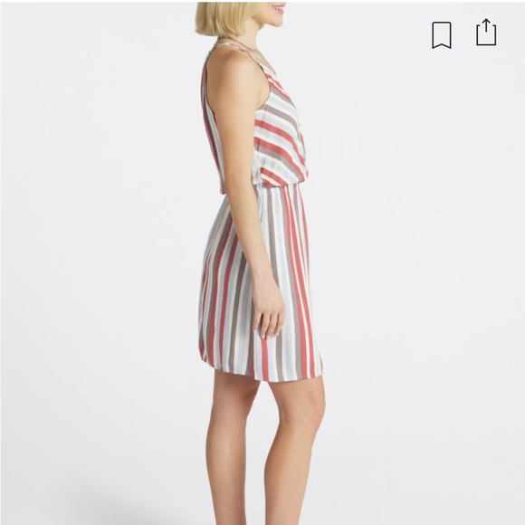 Liliana Surplice Dress - Picture 5 of 6